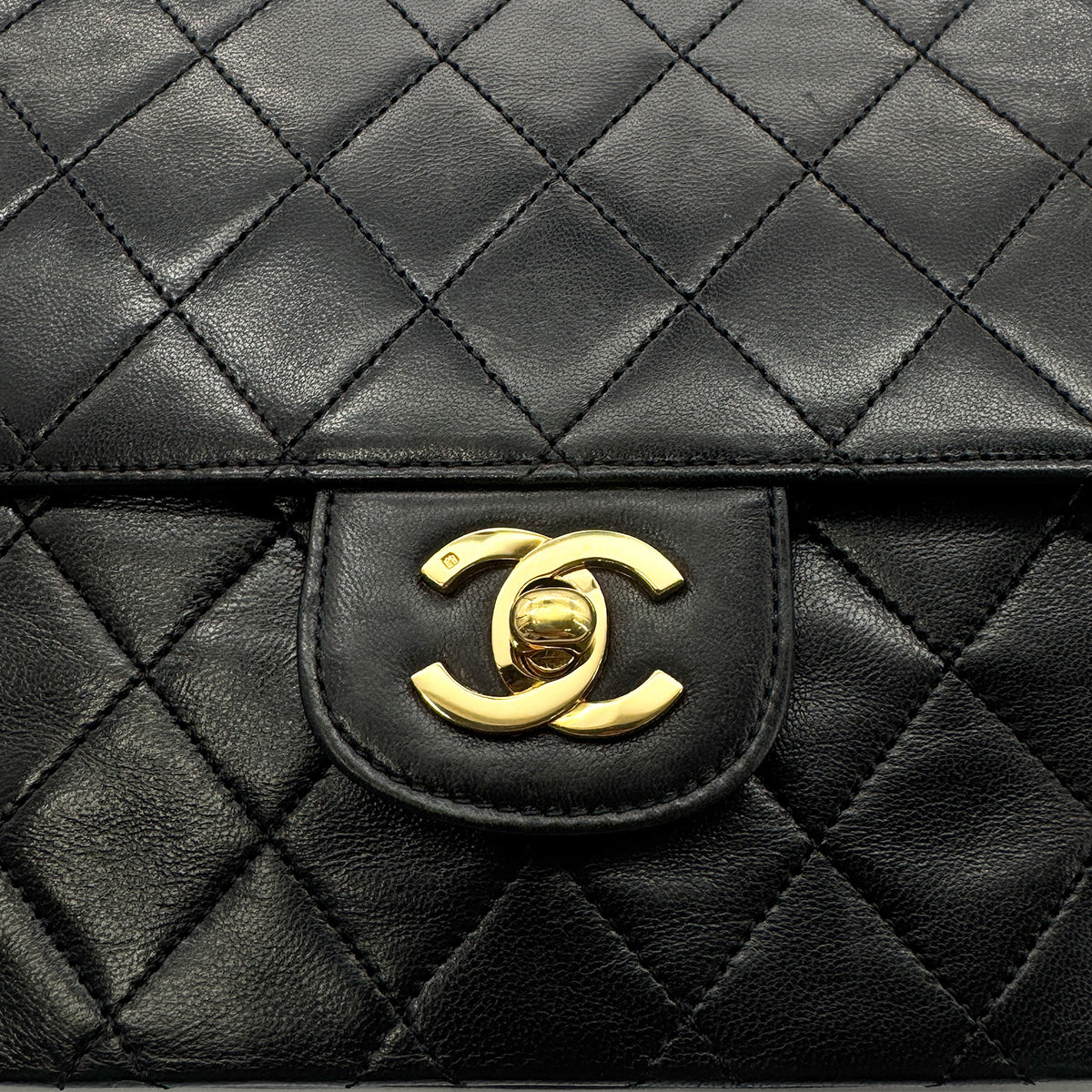 CHANEL VINTAGE MATELASSE CHAIN SHOULDER BAG BLACK LAMB SKIN 90276883