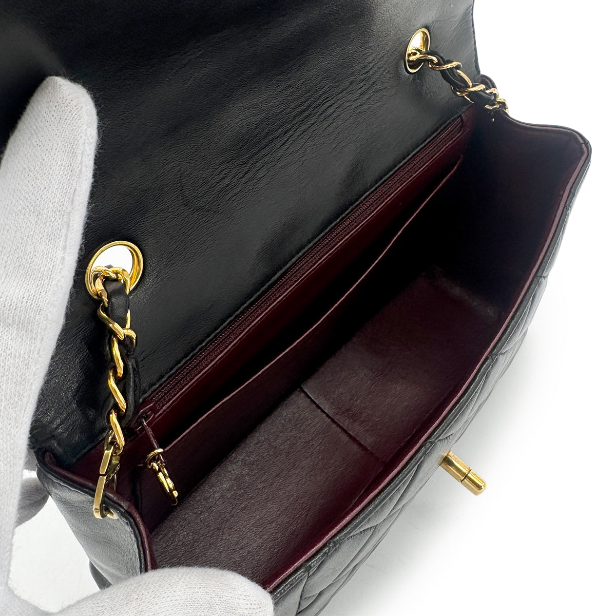 CHANEL VINTAGE MATELASSE CHAIN SHOULDER BAG BLACK LAMB SKIN 90277069