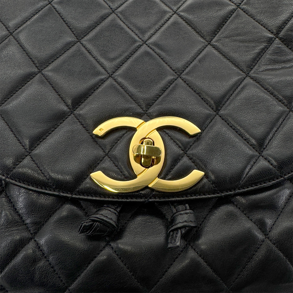 CHANEL VINTAGE MATELASSE COCOMARK CHAIN BACKPACK BLACK LAMB SKIN 90277086