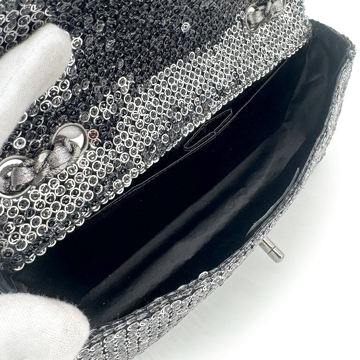 CHANEL VINTAGE EAST WEST CHAIN SHUOLDER BAG SILVER BLACK SEQUINS 90278015