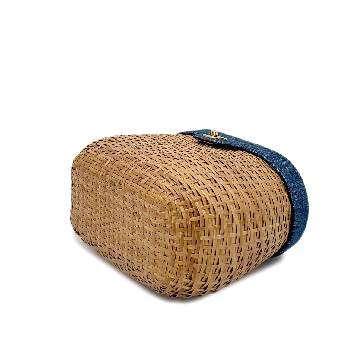 CHANEL VINTAGE CHAIN SHOULDER BASKET BAG BEIGE BLUE DENIM RATTAN 90278583