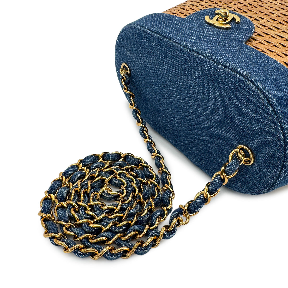 CHANEL VINTAGE CHAIN SHOULDER BASKET BAG BEIGE BLUE DENIM RATTAN 90278583