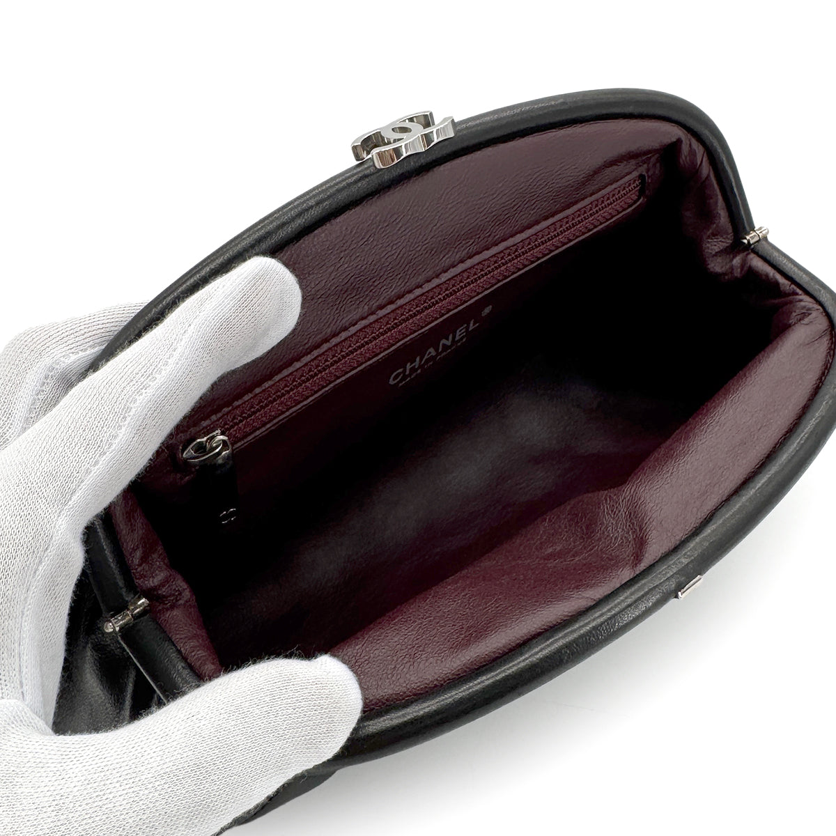 CHANEL VINTAGE MATELASSE SECOND POACH HAND BAG BLACK LAMB SKIN 90278941