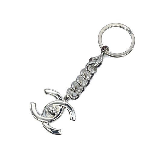 CHANEL VINTAGE CHARM KEY HOLDER TURN LOCK ACCESSORY 96A 90279605