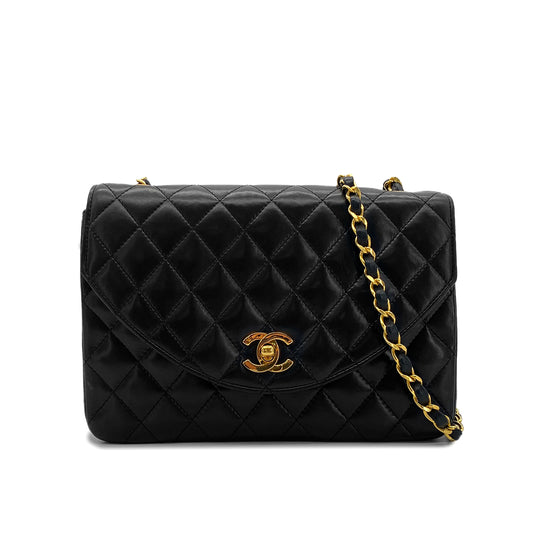 CHANEL VINTAGE MATELASSE HALF MOON CHAIN SHOULDER BAG BLACK LAMB SKIN 90279732
