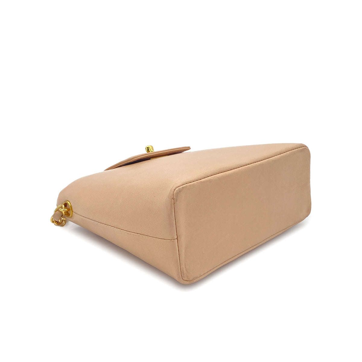 CHANEL VINTAGE TURN LOCK CHAIN SHOULDER BAG BEIGE LAMB SKIN 90280286