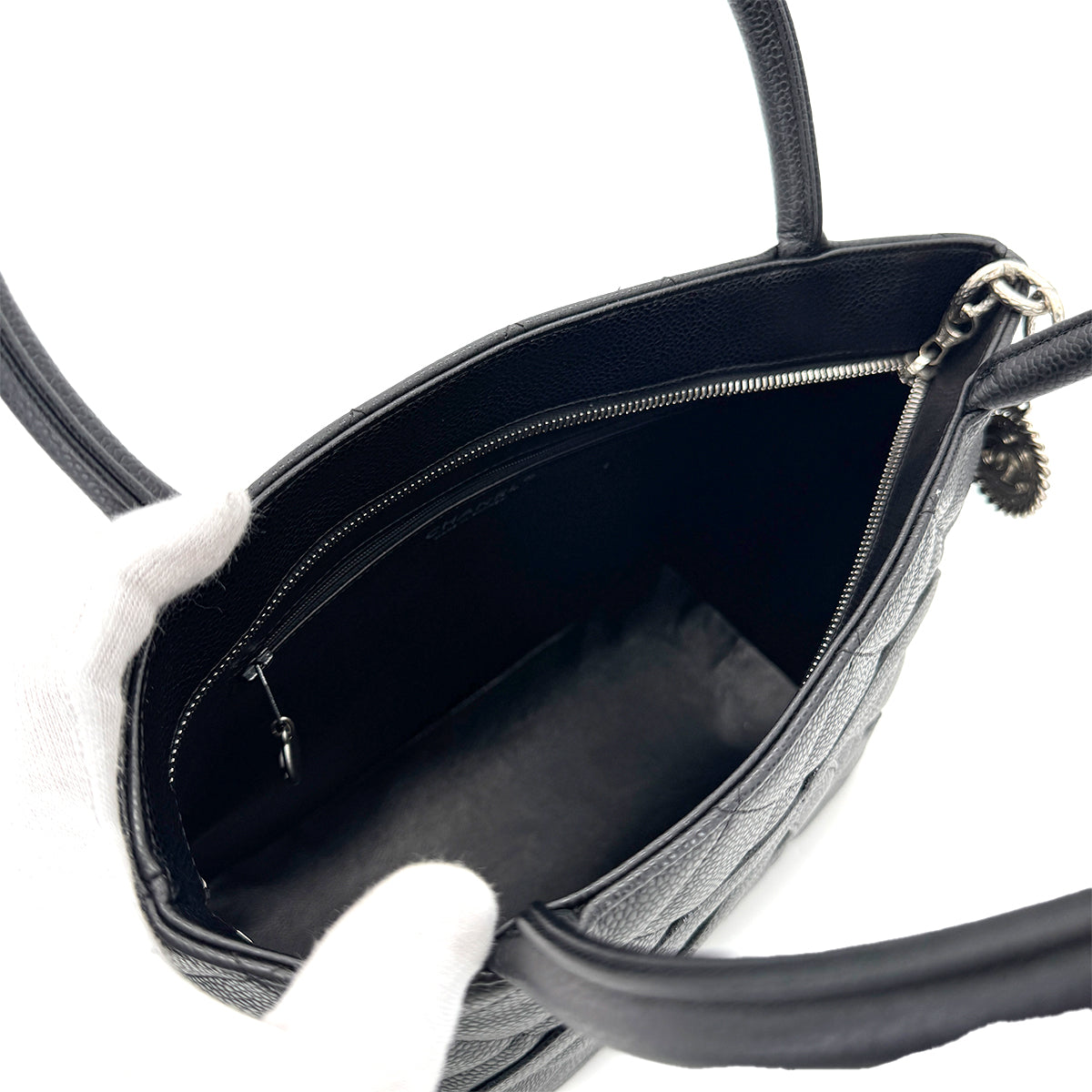 CHANEL VINTAGE MEDALLION TOTE BAG BLACK CAVIAR SKIN 90280302