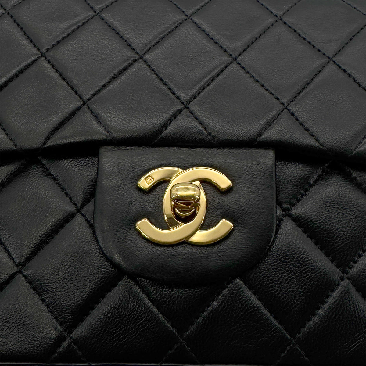 CHANEL VINTAGE CLASSIC FLAP SMALL CHAIN SHOULDER BAG BLACK LAMB SKIN 90280505