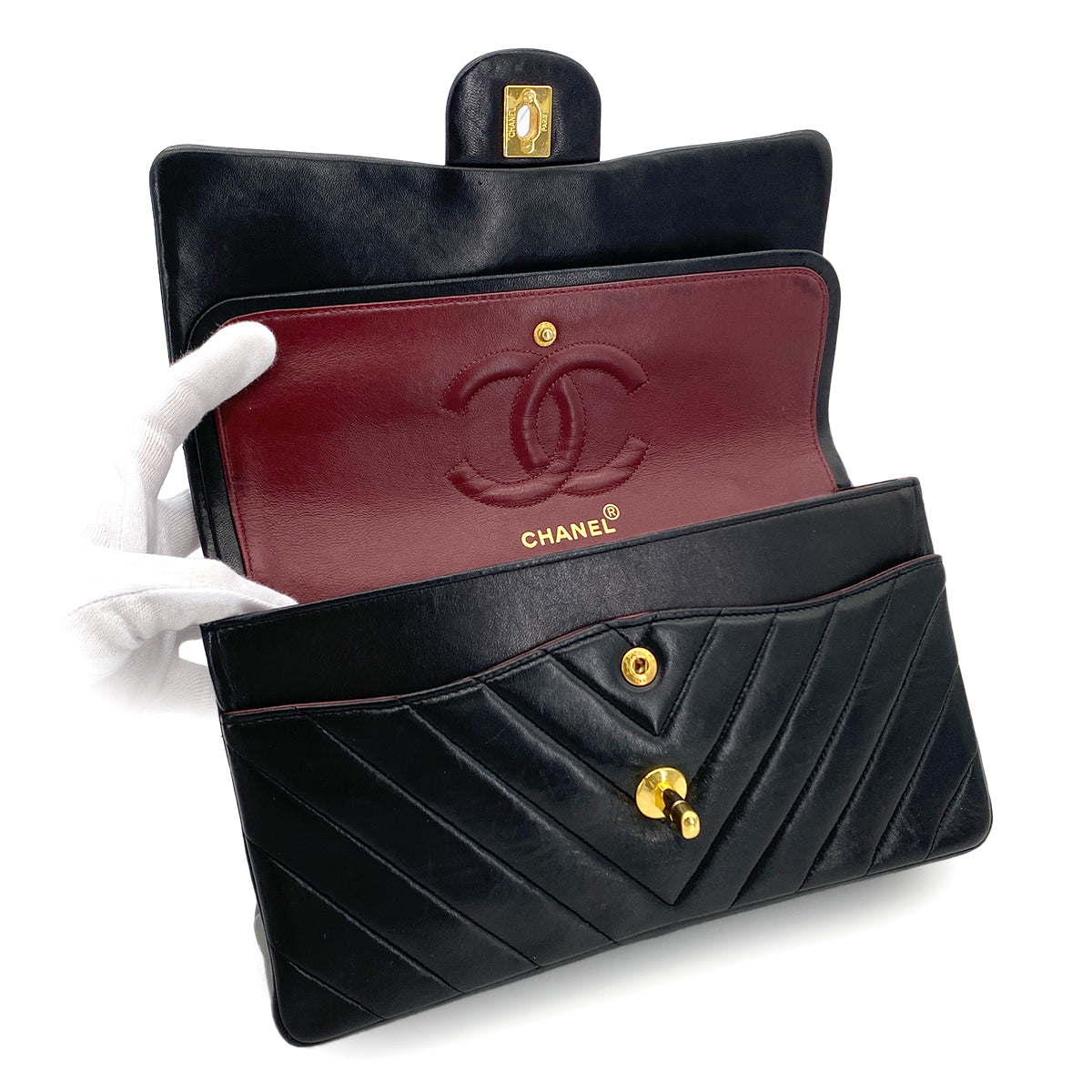 CHANEL VINTAGE CHEVRON CHAIN SHOULDER BAG BLACK LAMB SKIN 90280514