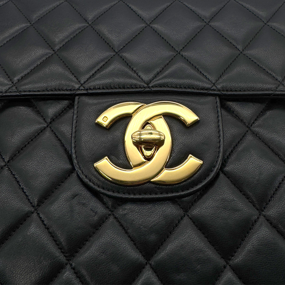CHANEL VINTAGE JUMBO MATELASSE 30 CHAIN SHOULDER BAG BLACK LAMB SKIN 90280707