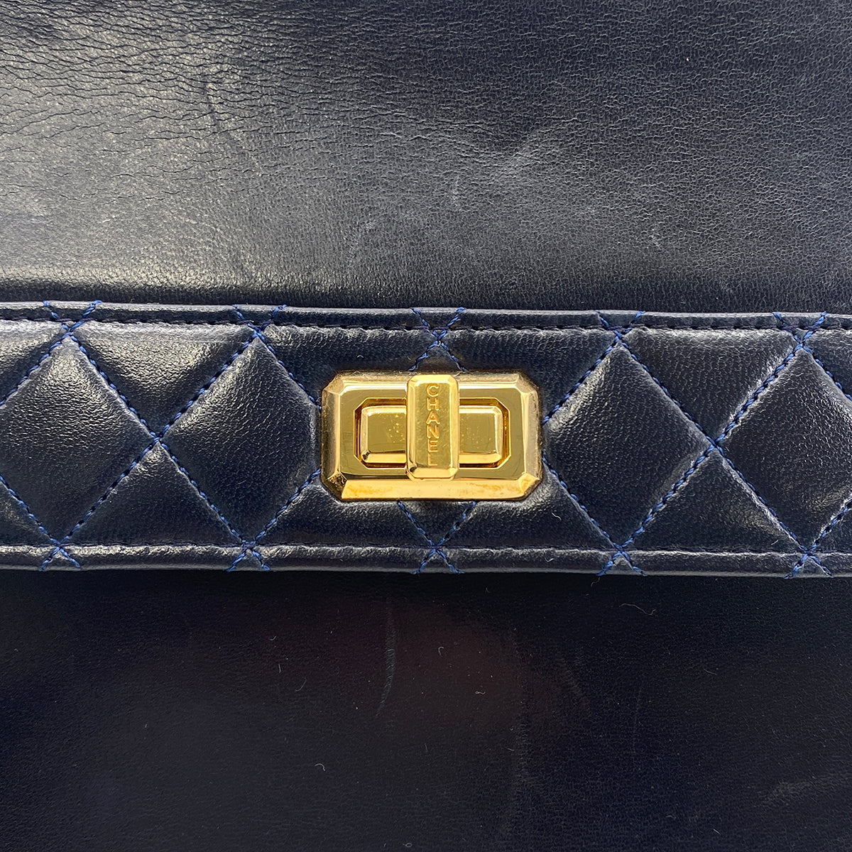 CHANEL VINTAGE MATELASSE CHAIN SHOULDER BAG NAVY LAMB SKIN 90281241