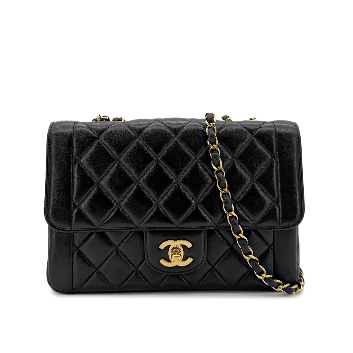 CHANEL VINTAGE MATELASSE CHAIN SHOULDER BAG BLACK LAMB SKIN 90281242