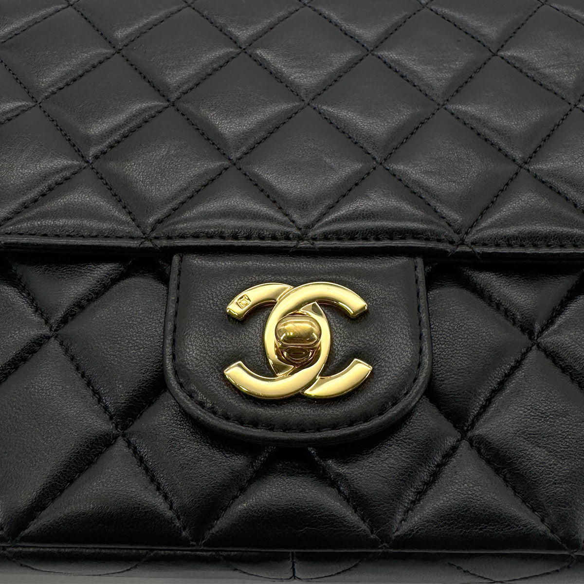 CHANEL VINTAGE MATELASSE CHAIN SHOULDER BAG BLACK LAMB SKIN 90281242
