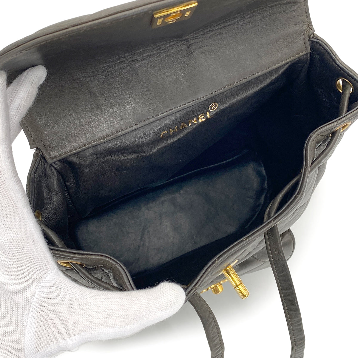 CHANEL VINTAGE DUMA CHAIN BACKPACK KHAKI LAMB SKIN 90281420