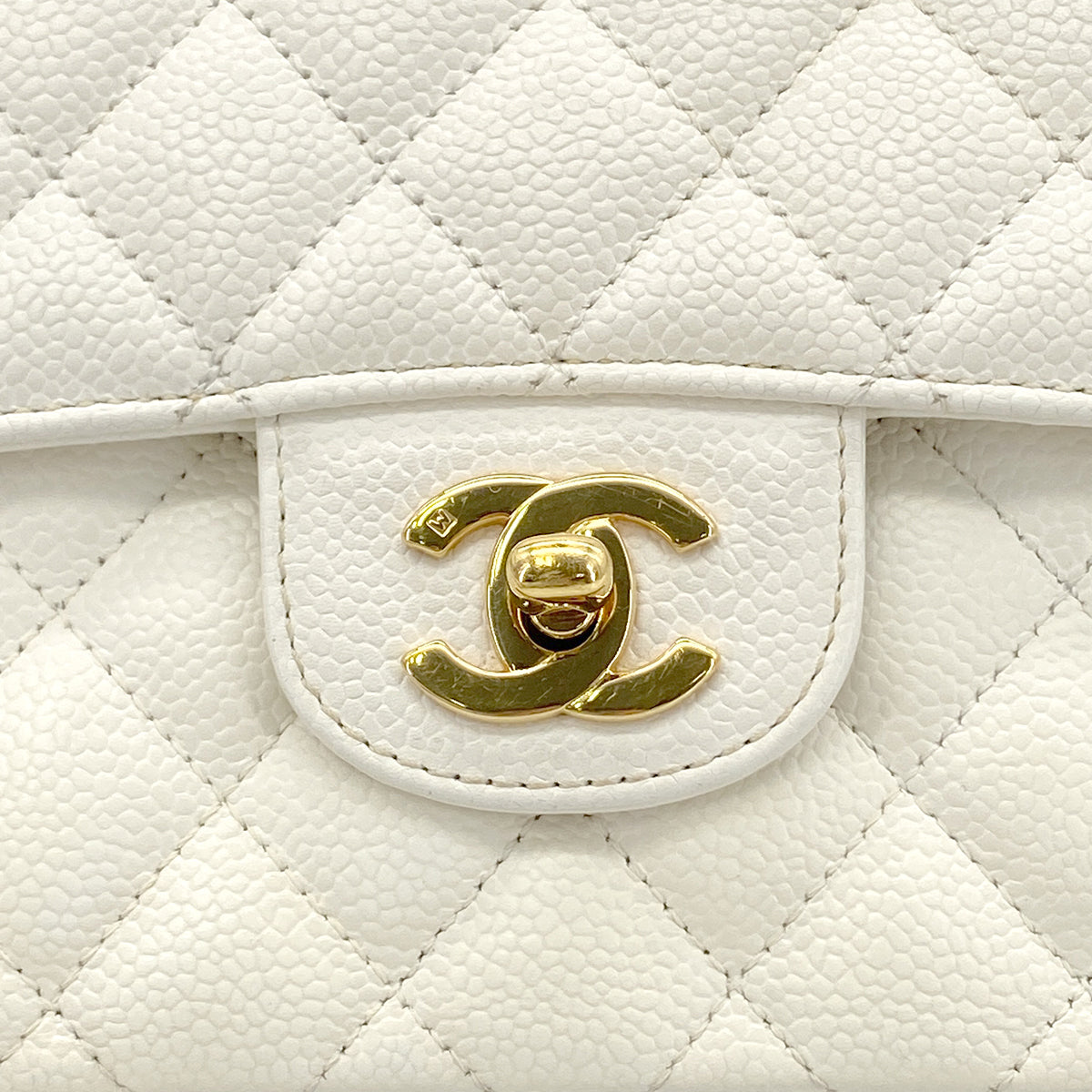 CHANEL VINTAGE CLASSIC FLAP SMALL CHAIN SHOULDER BAG WHITE CAVIAR SKIN 90282047
