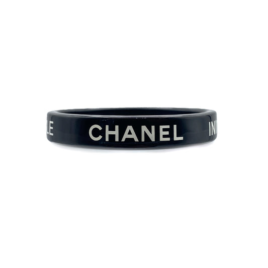 CHANEL BANGLE LOGO BLACK WHITE ACCESSORY 90282077