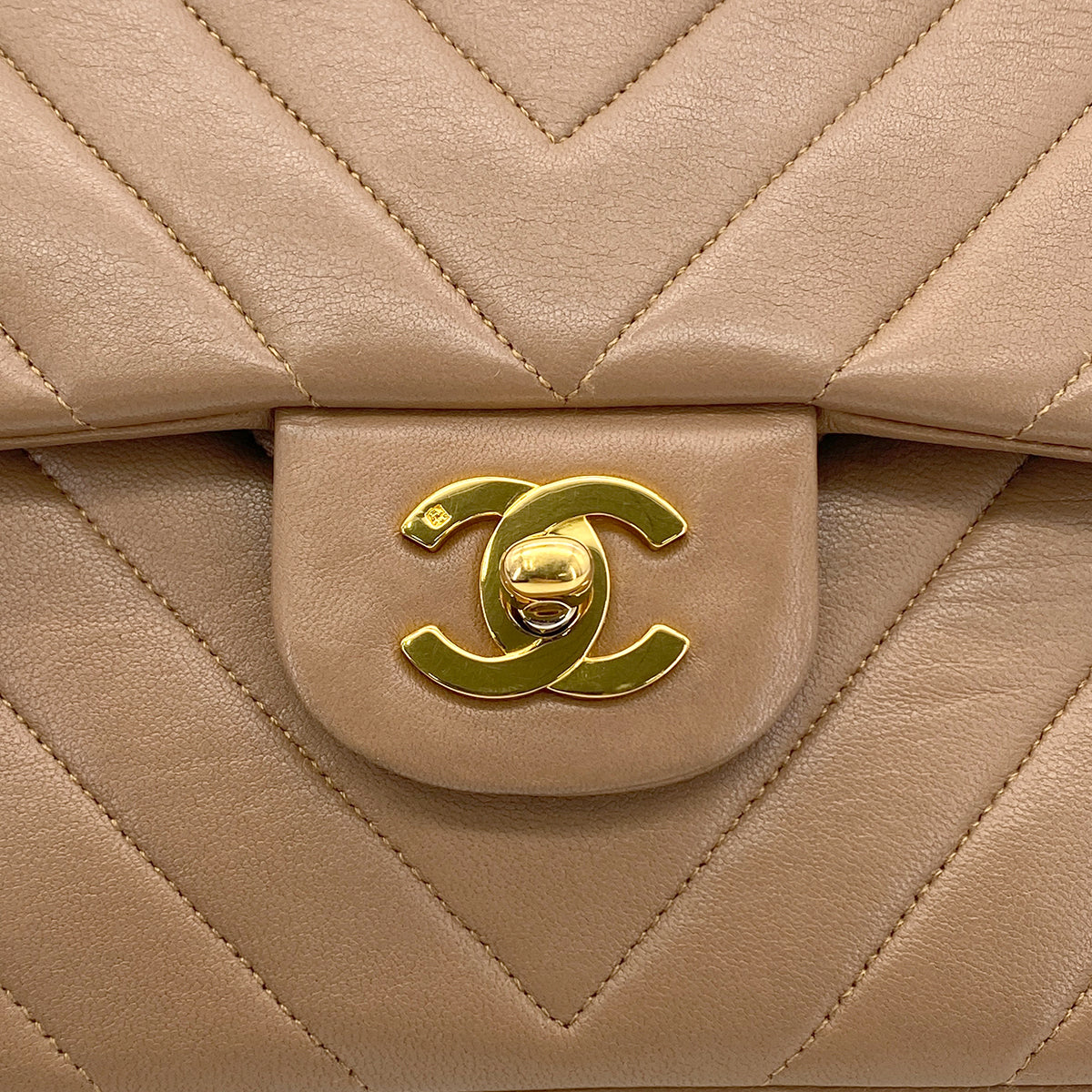 CHANEL VINTAGE CHEVRON V STITCH CHAIN SHUOLDER BAG BEIGE PINK LAMB SKIN 90282276