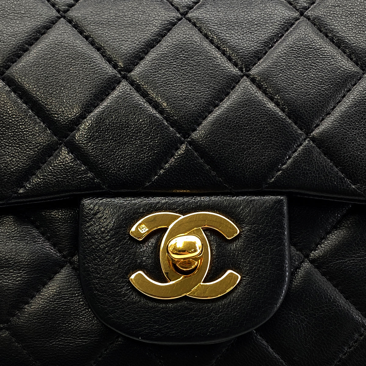 CHANEL VINTAGE CLASSIC FLAP SMALL CHAIN SHOULDER BAG BLACK LAMB SKIN 90282752