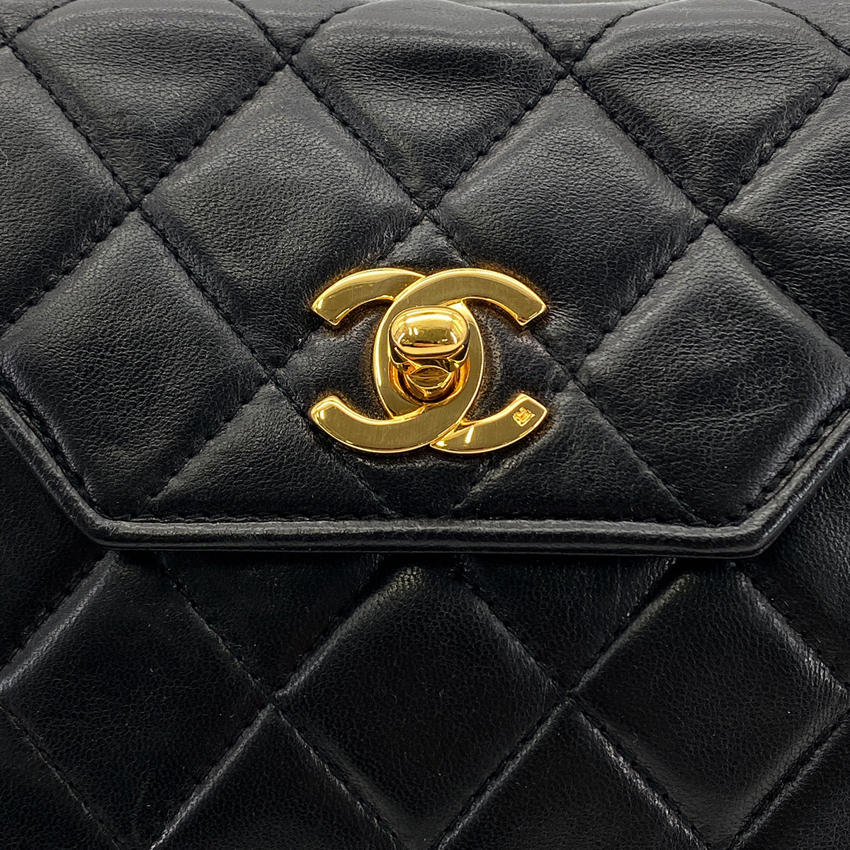 CHANEL VINTAGE MATELASSE CHAIN SHOULDER BAG BLACK LAMB SKIN 90283111