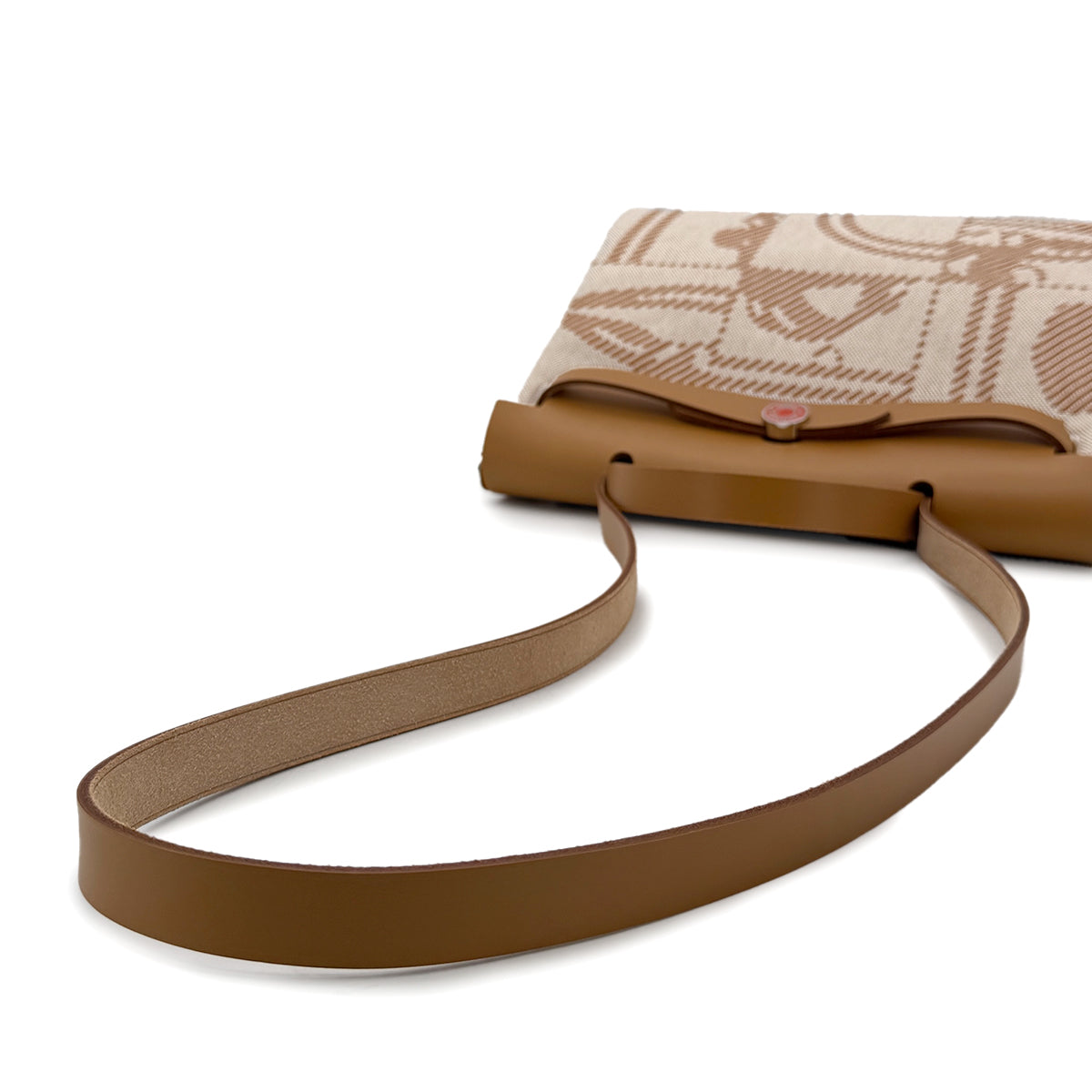 HERMES HERBAG ZIP PM 31 BRIDES DE GALA TOTE SHOULDER BAG NATUREL SABLE ECRU VACHE HUNTER TOILE H RELIEF Z SHW 90283116