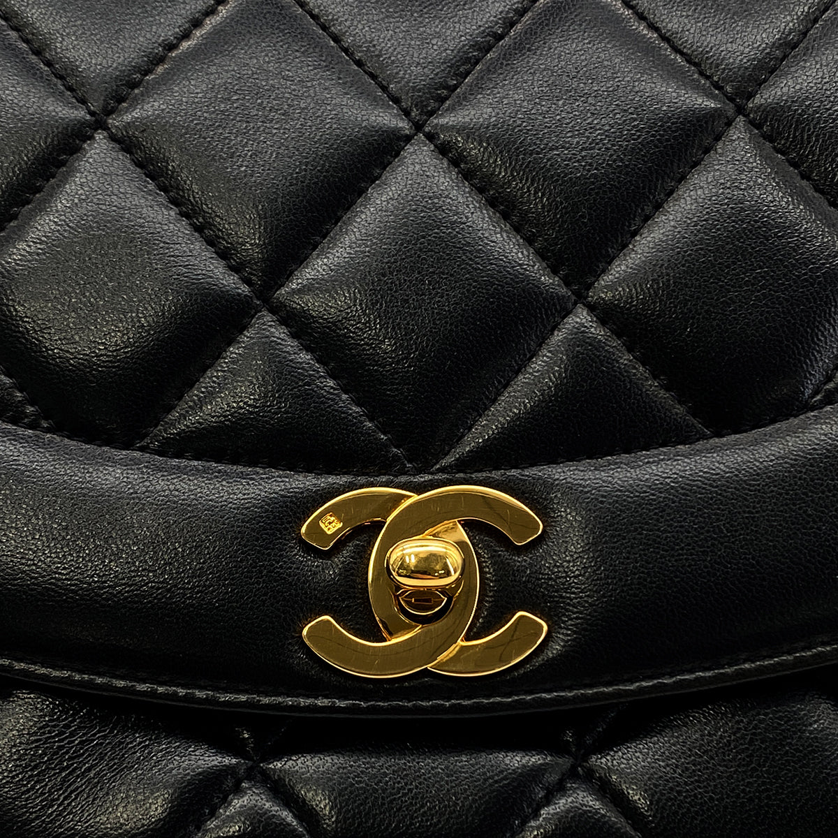 CHANEL VINTAGE DIANA SMALL CHAIN SHOULDER BAG BLACK LAMB SKIN 90283117