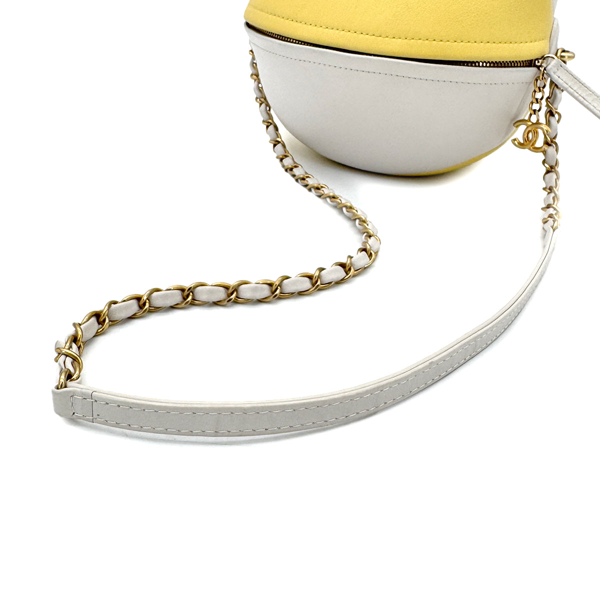 CHANEL BEACH COLLECTION 19SS BEACH BALL  CHAIN SHOULDER BAG YELLOW WHITE LEATHER 90283470