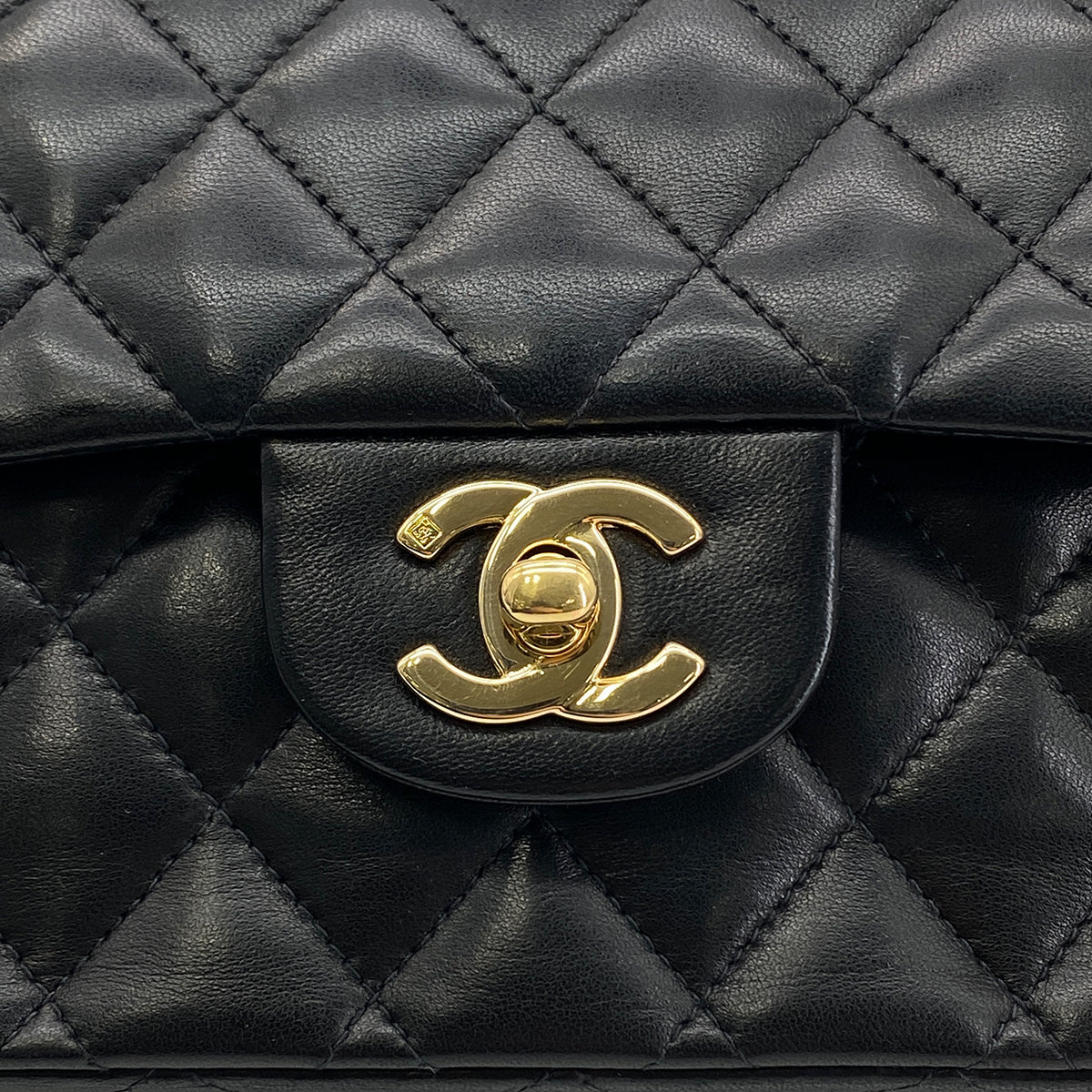 CHANEL VINTAGE CLASSIC FLAP MEDIUM CHAIN SHOULDER BAG BLACK LAMB SKIN 90283597