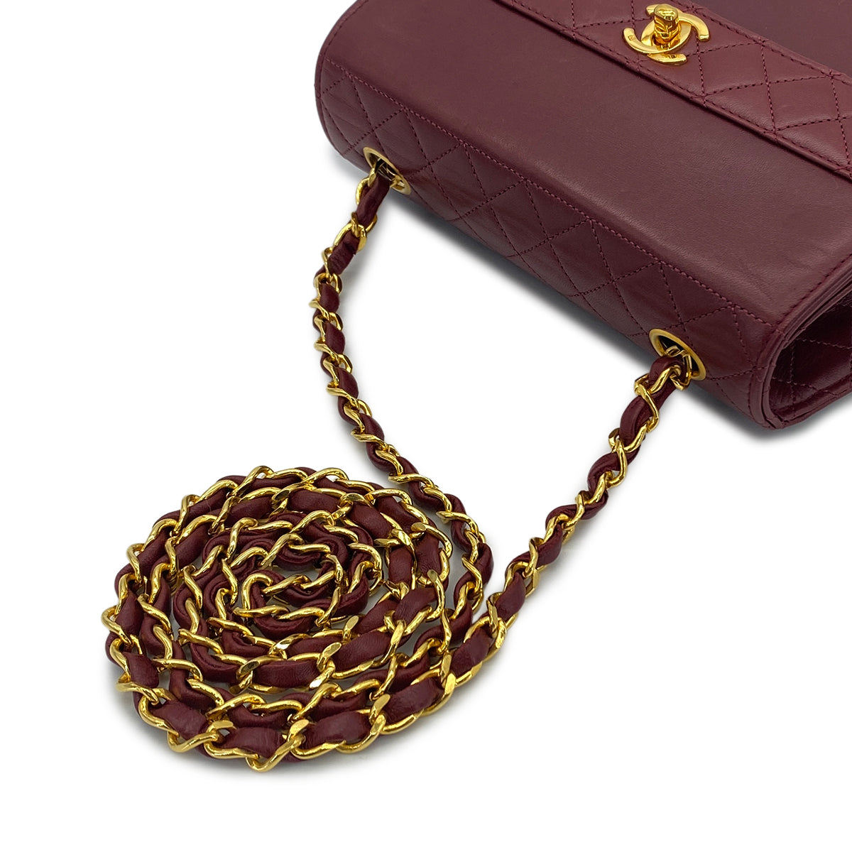 CHANEL VINTAGE MATELASSE TRAPEZOID CHAIN SHOULDER BAG BORDEAUX LAMB SKIN 90283604