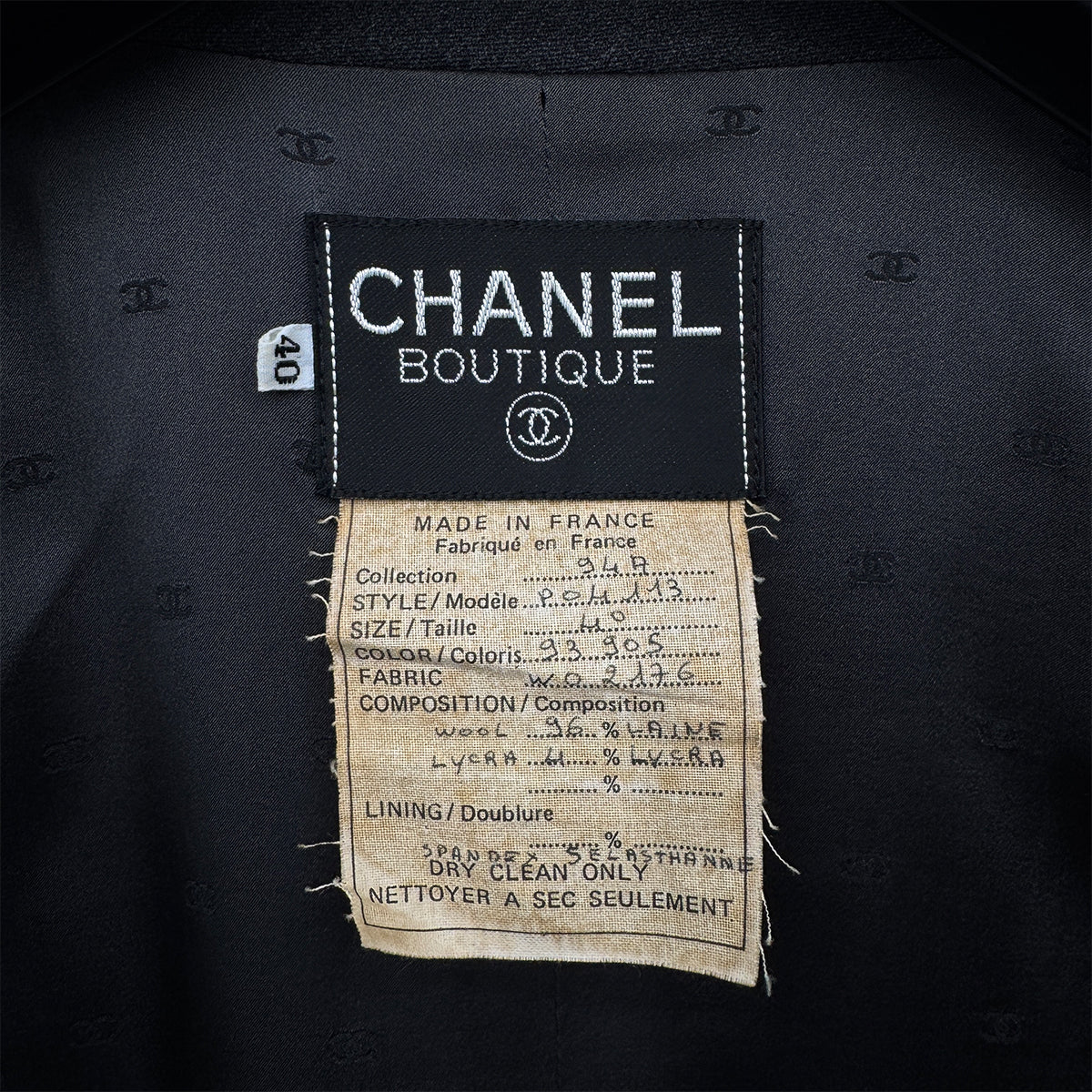 CHANEL VINTAGE COCO BUTTON JACKET SKIRT SET GRAY RED WOOL 40 94A RTW 90283647