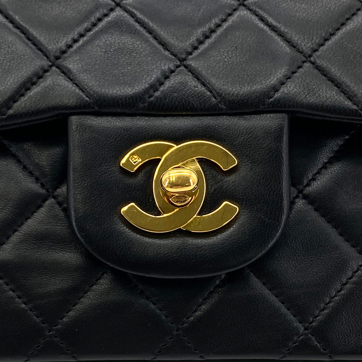 CHANEL VINTAGE CLASSIC FLAP SMALL CHAIN SHOULDER BAG BLACK LAMB SKIN 90283914