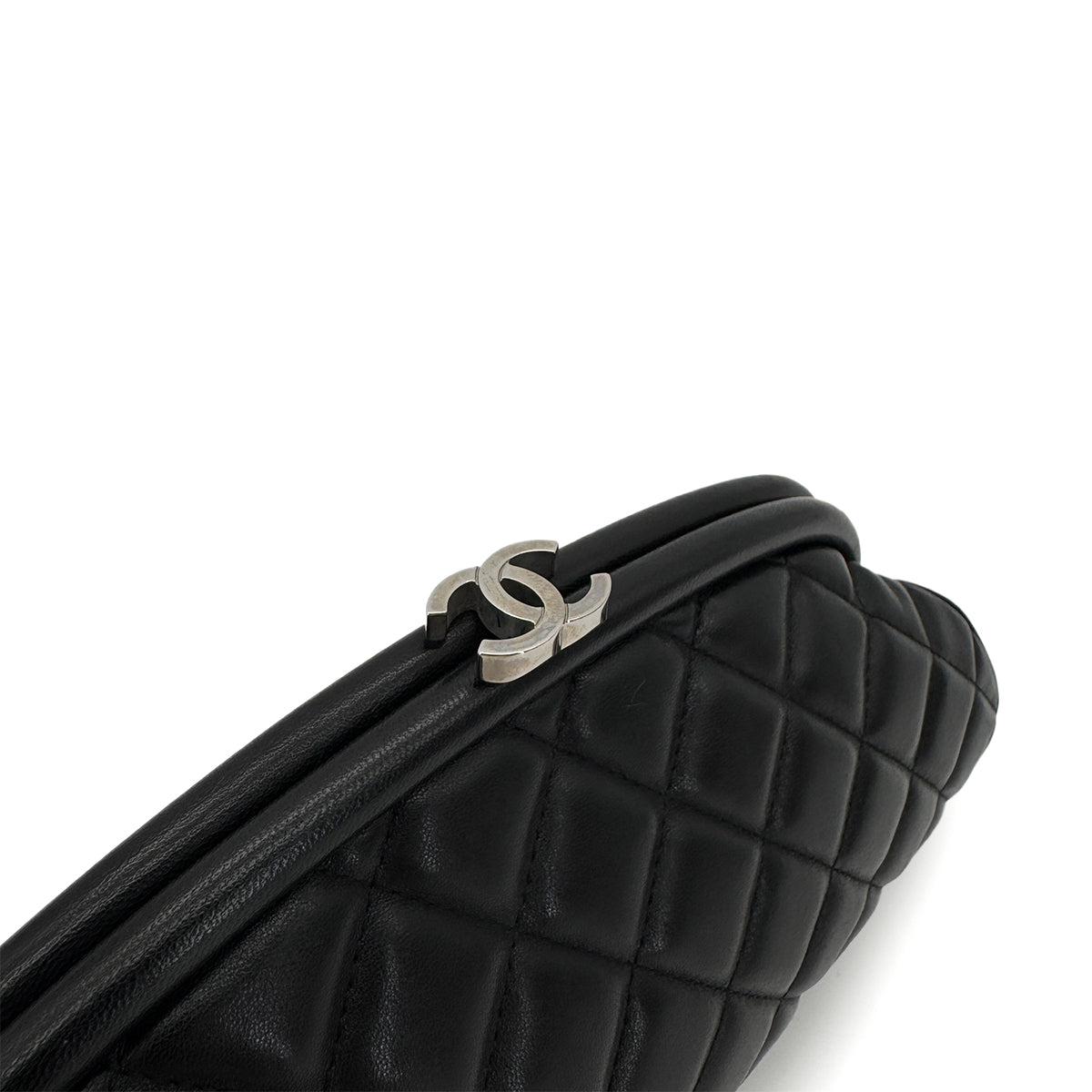 CHANEL VINTAGE CLUTCH BAG BLACK LAMB SKIN 90283966
