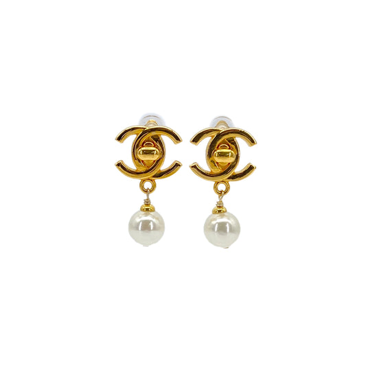 CHANEL VINTAGE EARRINGS TURN LOCK FAUX PEARL ACCESSORY 96A 90283981