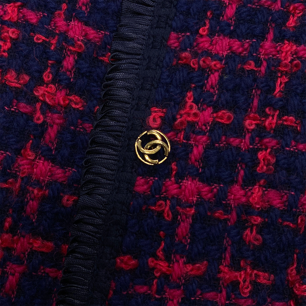 CHANEL VINTAGE JACKET SKIRT SET COCO BUTTON RED TWEED 34 RTW 90284001