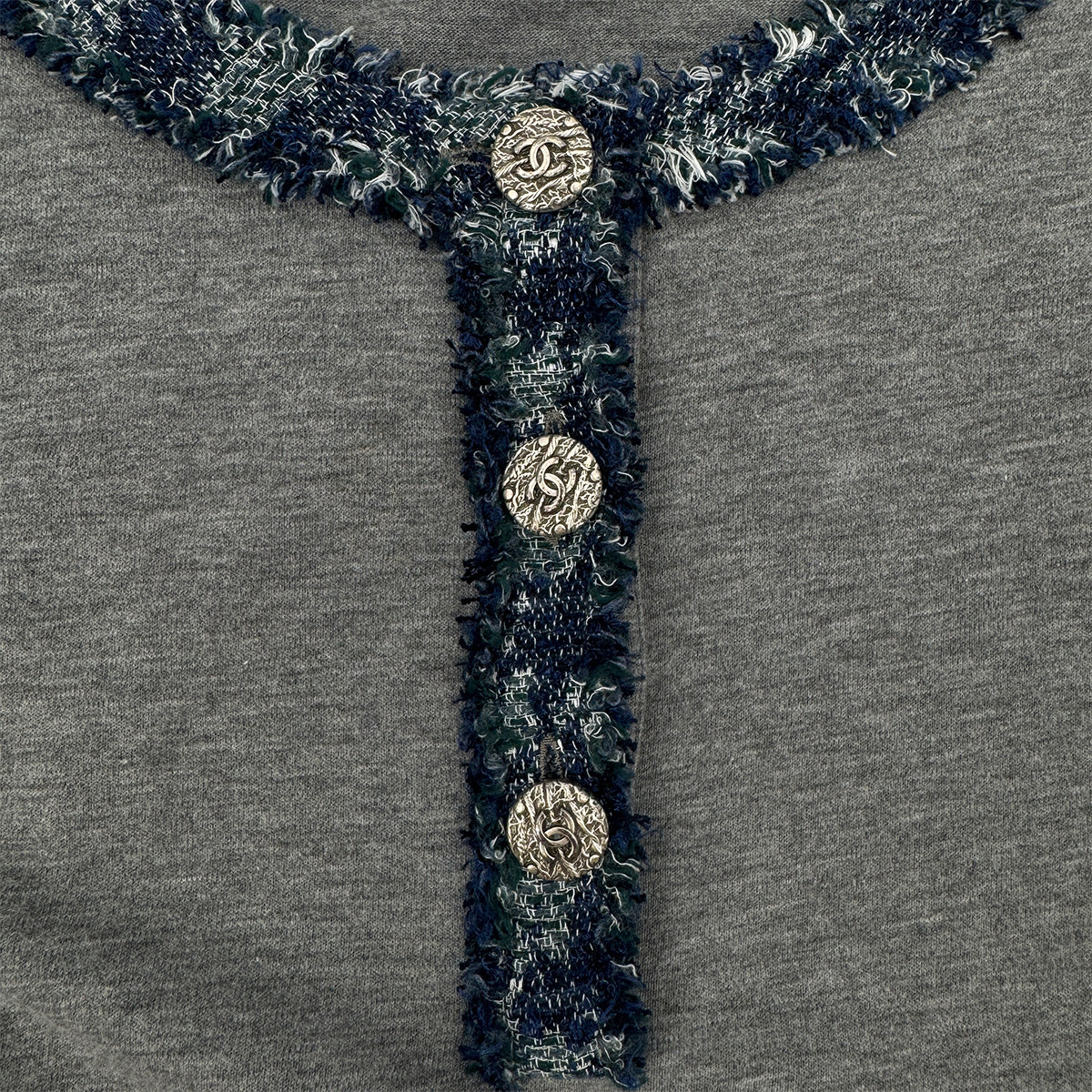 CHANEL VINTAGE COCO BUTTON TOPS GRAY COTTON 38 P43 RTW 90284021
