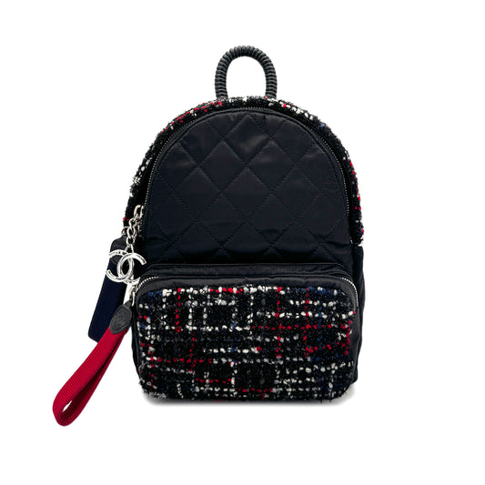 CHANEL MATELASSE COCOMARK SMALL BACKPACK BLACK TWEED 90284565
