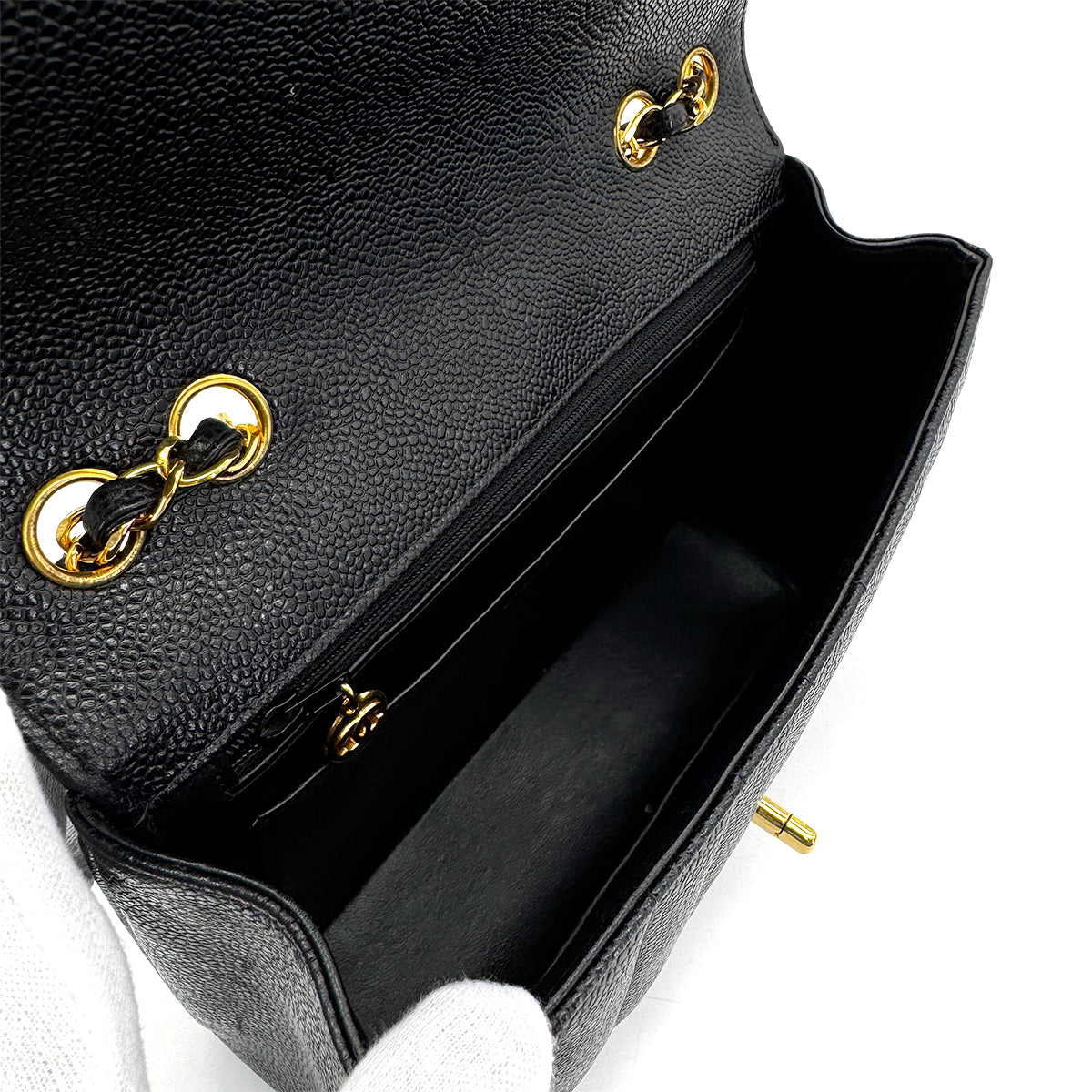 CHANEL VINTAGE V STITCH BLACK CHAIN SHOULDER BAG CAVIAR SKIN 90284876