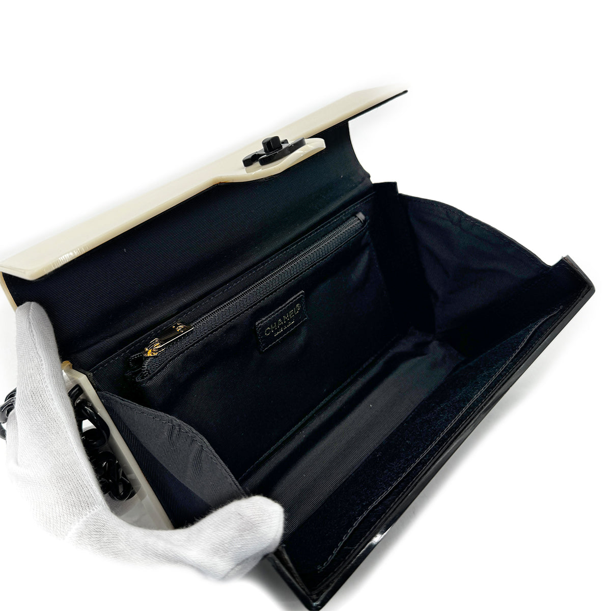 CHANEL VINTAGE COCOMARK BICOLOR CHAIN SHOULDER BAG BLACK WHITE PLASTIC 90284903