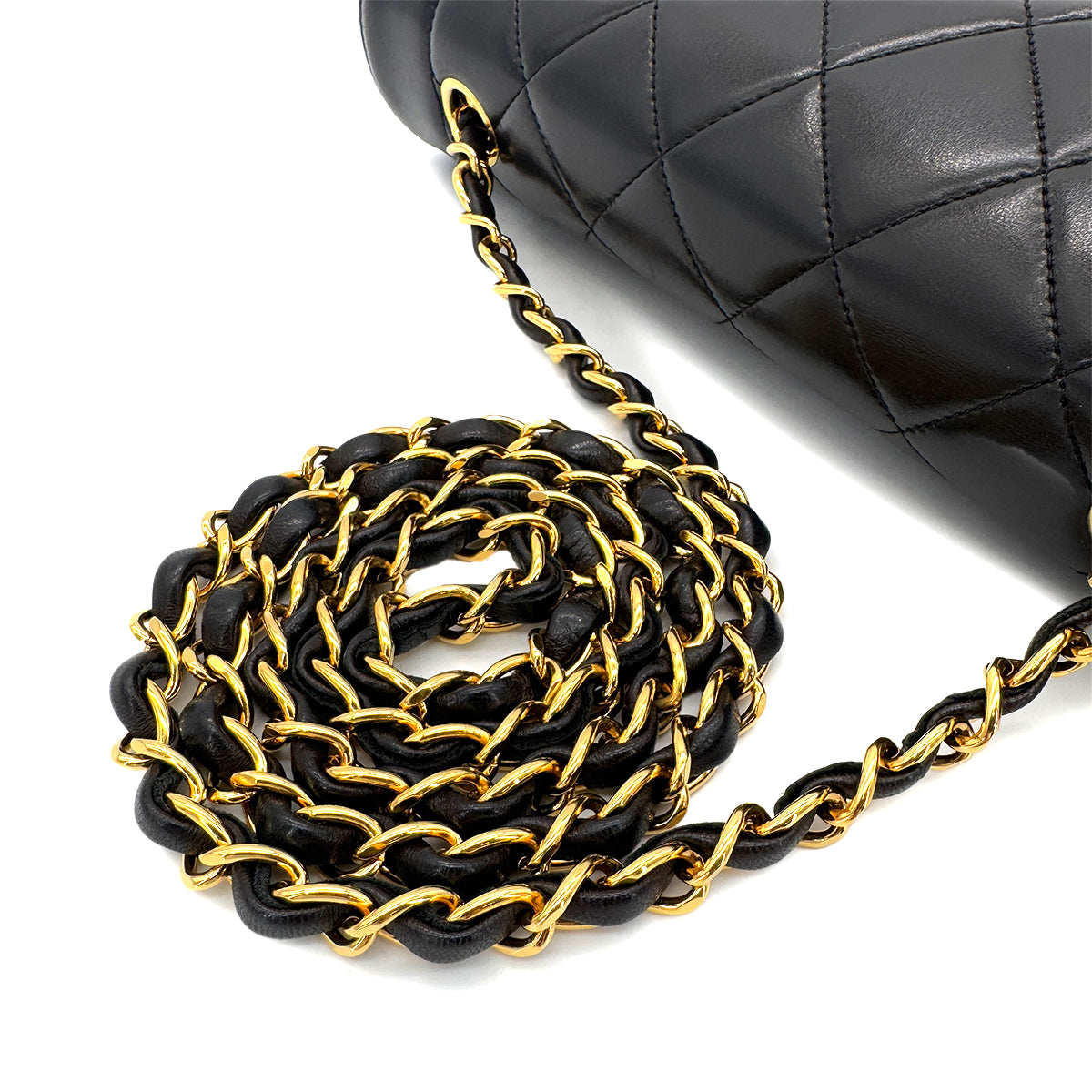 CHANEL VINTAGE DIANA MEDIUM CHAIN SHOULDER BAG BLACK LAMB SKIN 90285140