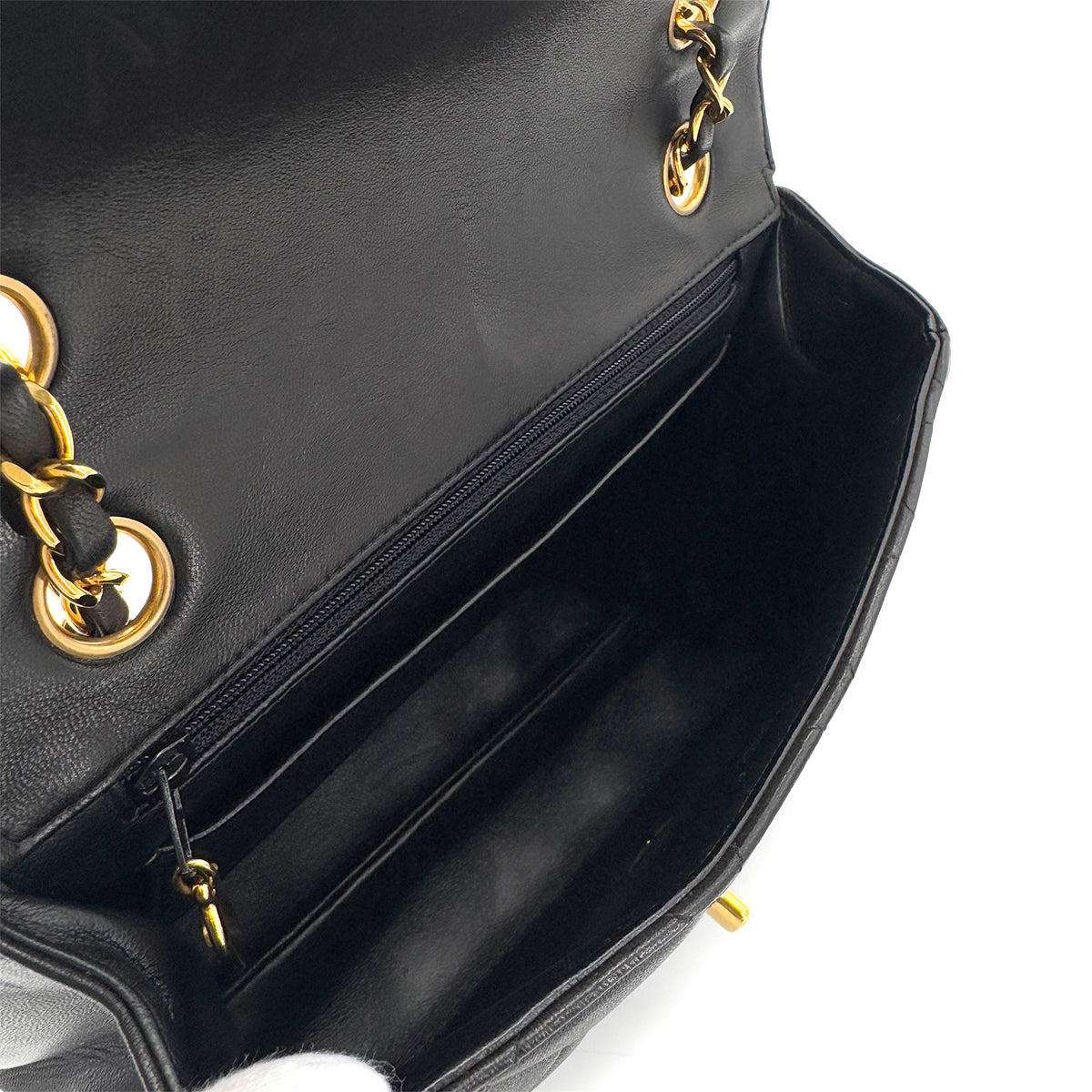 CHANEL VINTAGE MATELASSE TRAPEZOID CHAIN SHOULDER BAG BLACK LAMB SKIN 90285758