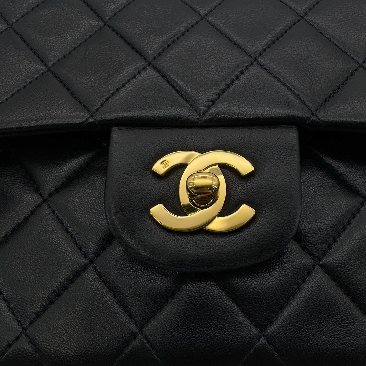 CHANEL VINTAGE CLASSIC FLAP MEDIUM CHAIN SHOULDER BAG BLACK LAMB SKIN 90285930