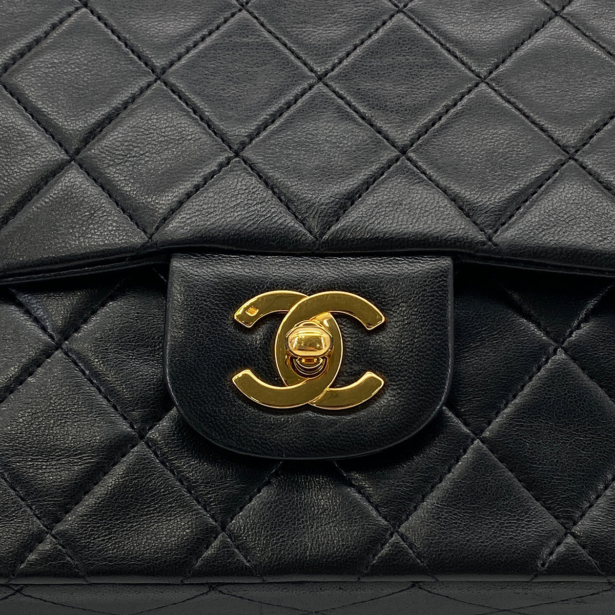 CHANEL VINTAGE CLASSIC FLAP MEDIUM CHAIN SHOULDER BAG BLACK LAMB SKIN 90285934