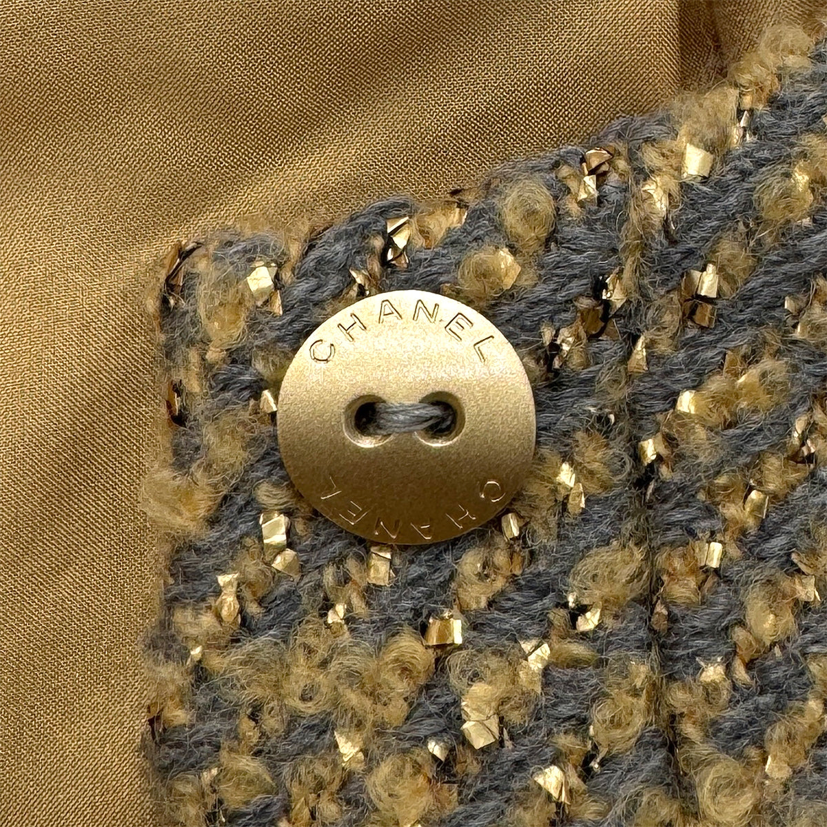 CHANEL VINTAGE TWEED JACKET GOLD GRAY WOOL 44 00A RTW 90286196