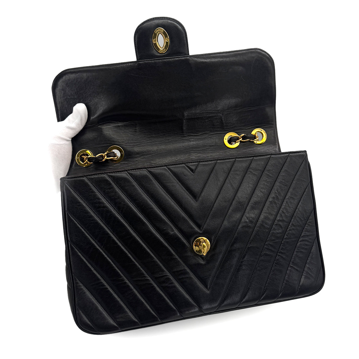 CHANEL VINTAGE CHEVRON CHAIN SHOULDER BAG BLACK LAMB SKIN 90286581