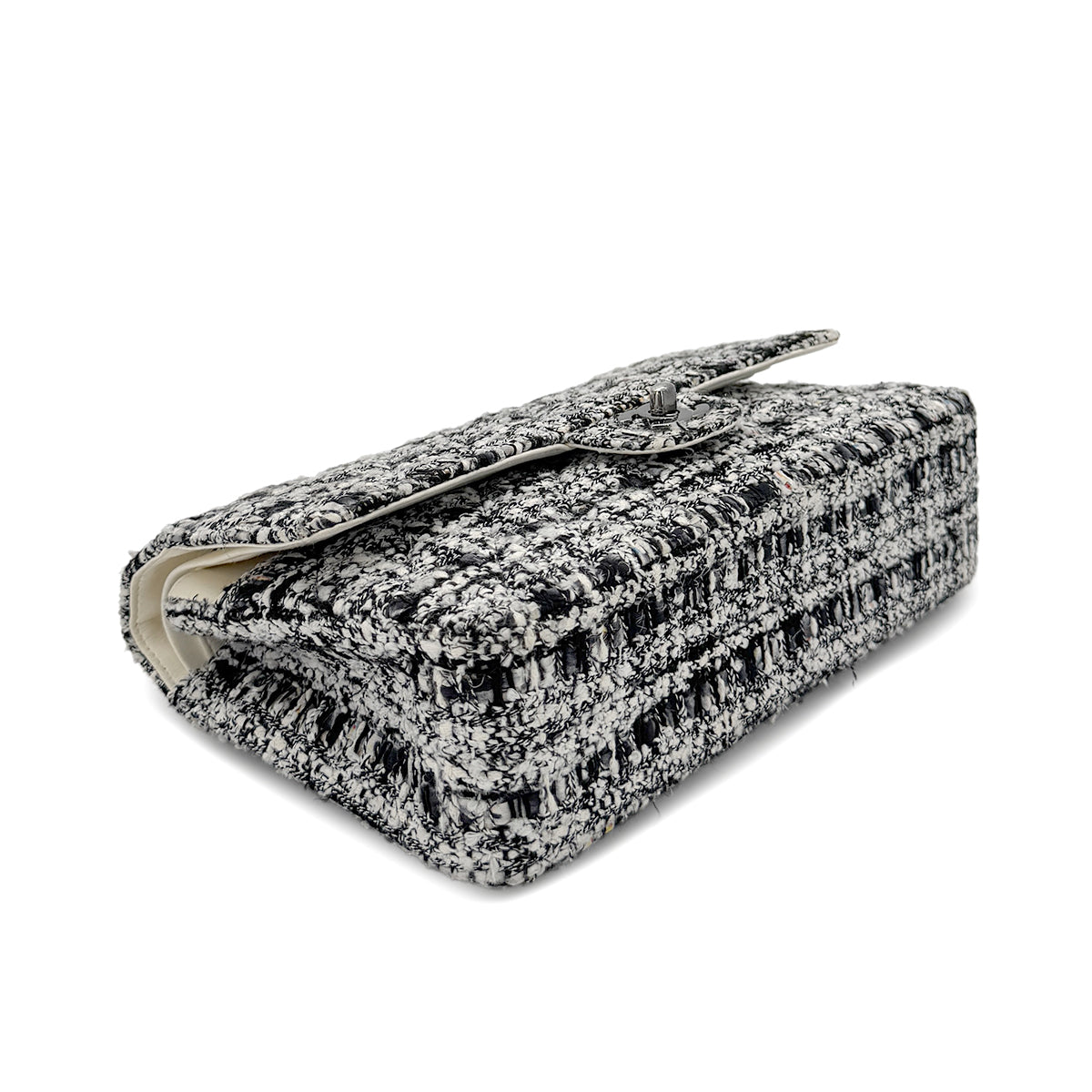 CHANEL VINTAGE MATELASSE CHAIN SHOULDER BAG BLACK WHITE TWEED 90286604