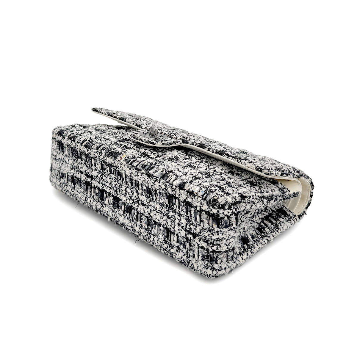 CHANEL VINTAGE MATELASSE CHAIN SHOULDER BAG BLACK WHITE TWEED 90286604