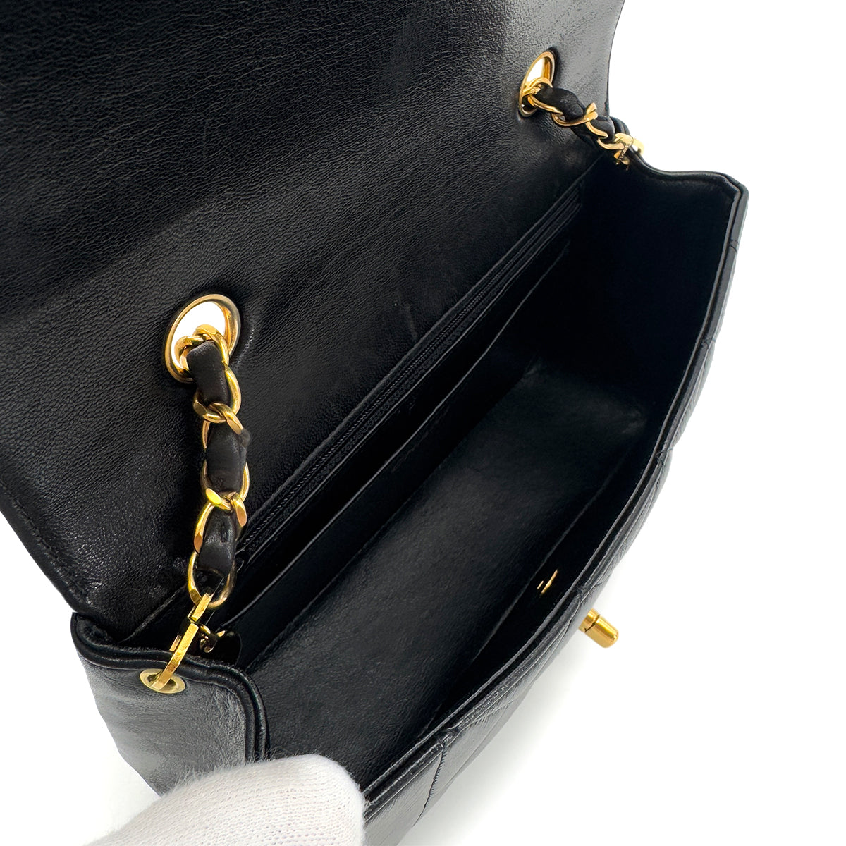 CHANEL VINTAGE DIANA SMALL CHAIN SHOULDER BAG BLACK LAMB SKIN 90286626