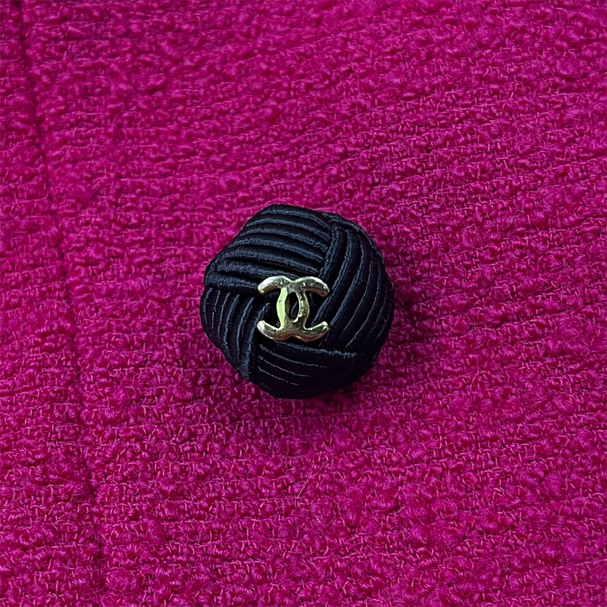 CHANEL VINTAGE COCO BUTTON TWEED JACKET PINK WOOL 36 RTW 90286878