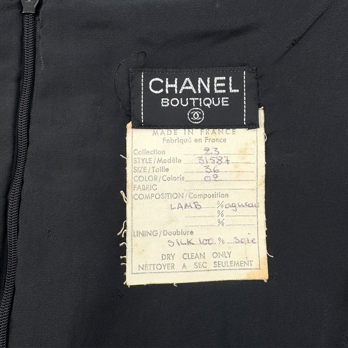 CHANEL VINTAGE LEATHER SKIRT WITH GOLD CHAIN HEM BLACK LAMB SKIN 36 RTW 90286886