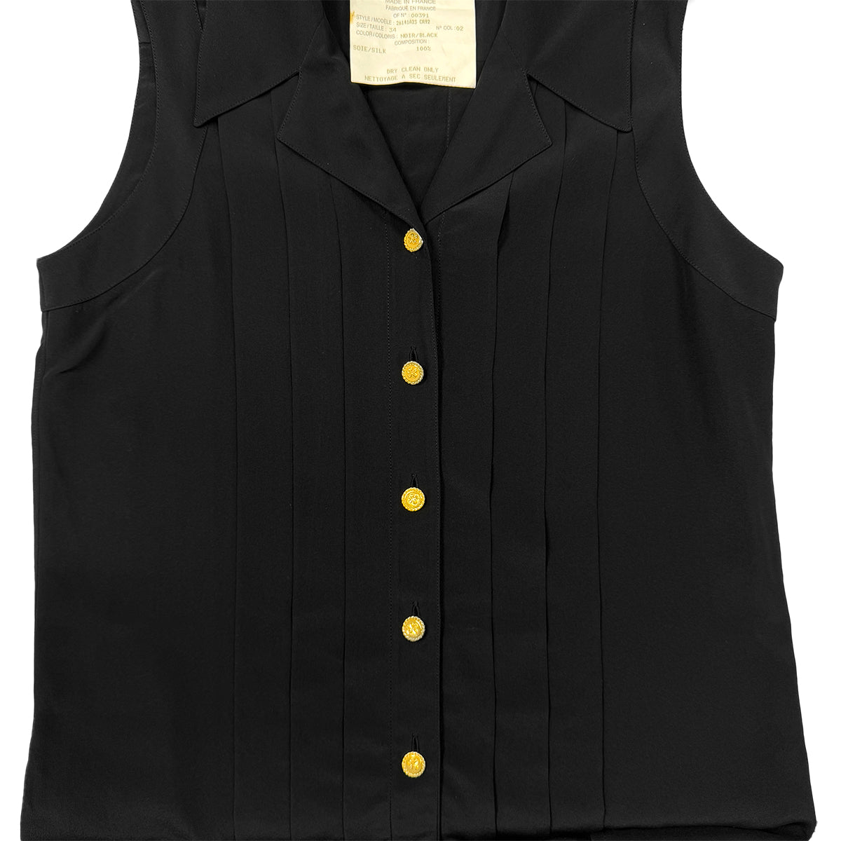 CHANEL VINTAGE PLEATED SLEEVELESS TOPS CLOVER GOLD BUTTON BLACK SILK 34 RTW 90286903