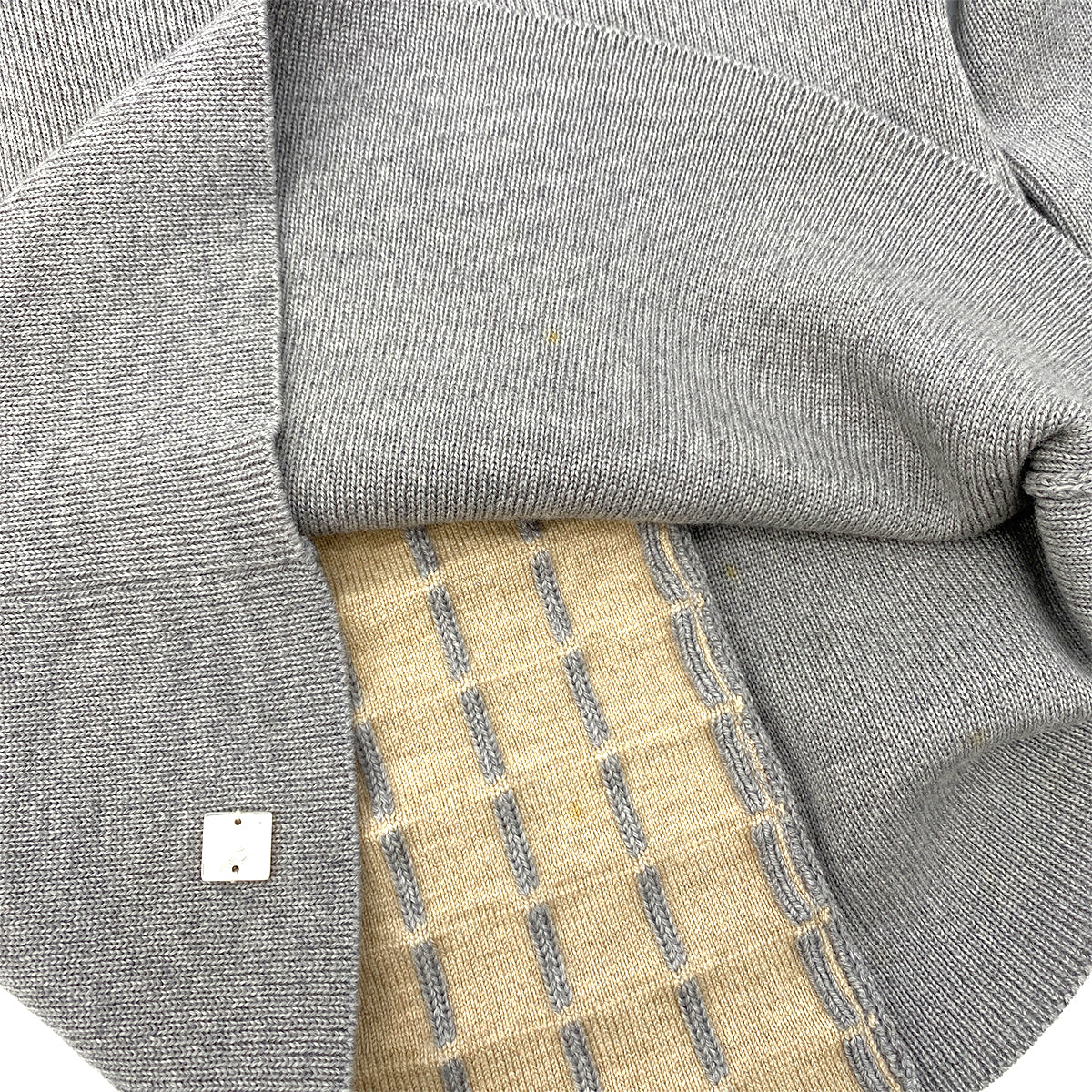 CHANEL VINTAGE COCOMARK CHOCOLATE BAR TURTLENECK KNIT GRAY WOOL 38 00A RTW 90286926